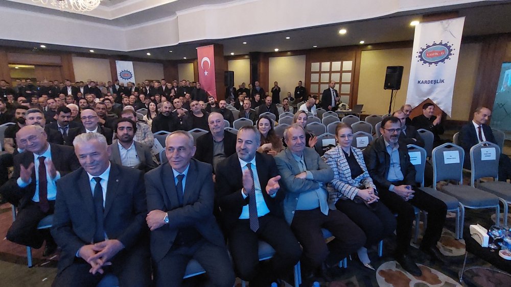 Lastik-İş Sendikası’nın 29’ncu olağan genel kurulu başladı