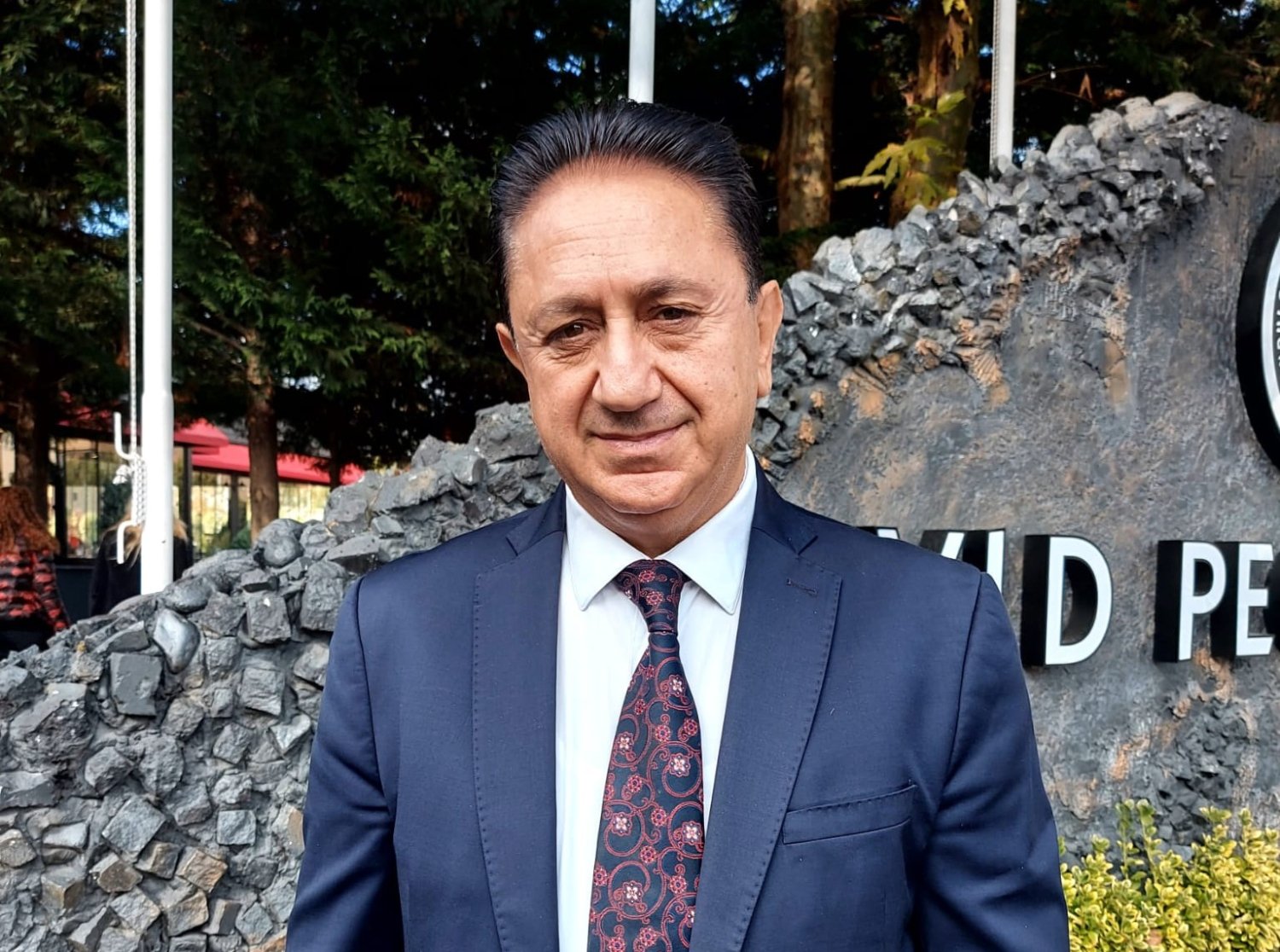 Tahir Özer: Küçük Esnafa Destek Verilmeli