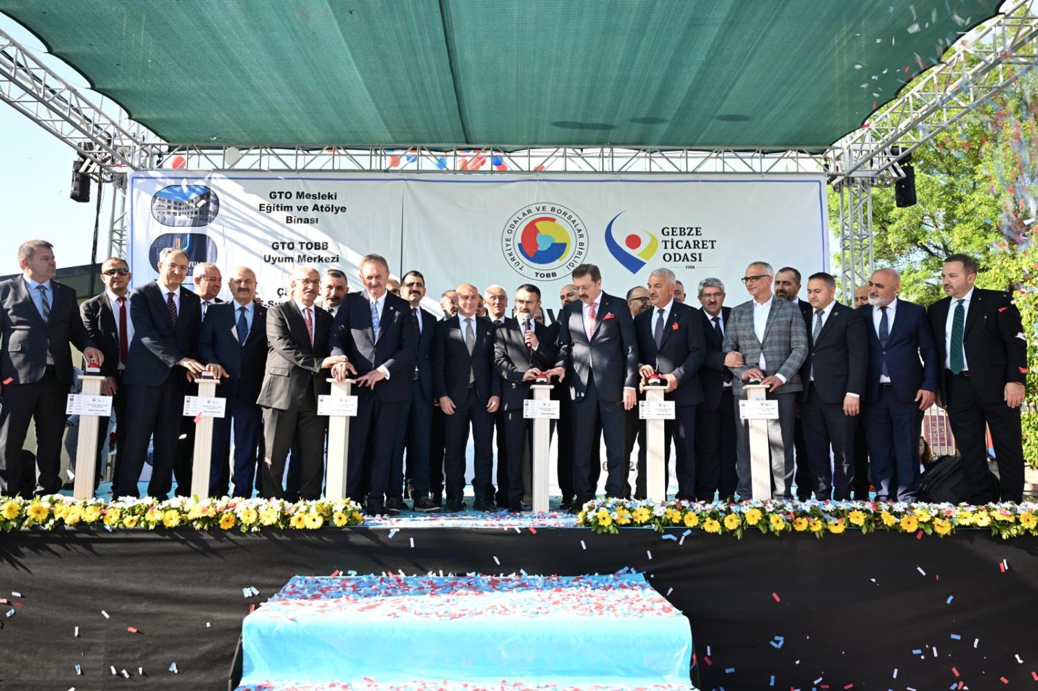Gebze'de Görkemli Açılış
