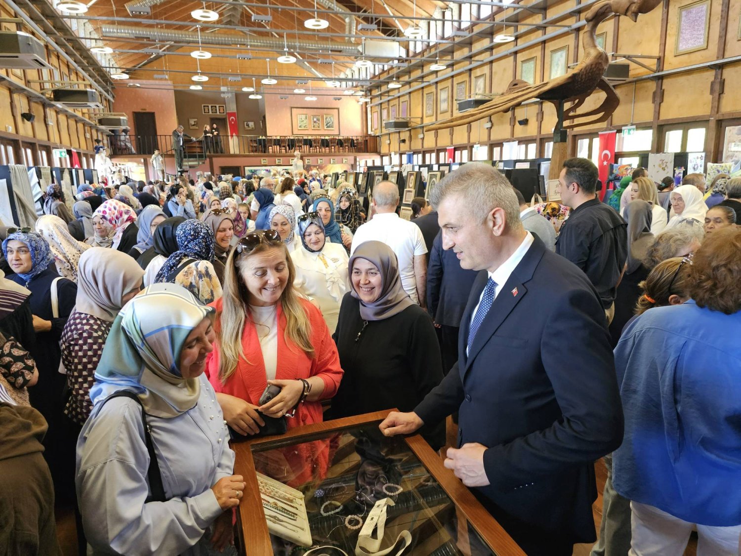 GÖLMEK'in Muhteşem Eserleri Görücüye Çıktı