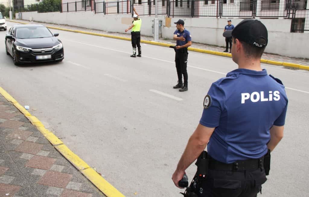 Çayırova’da Okul Çevrelerinde Güvenlik Denetimi