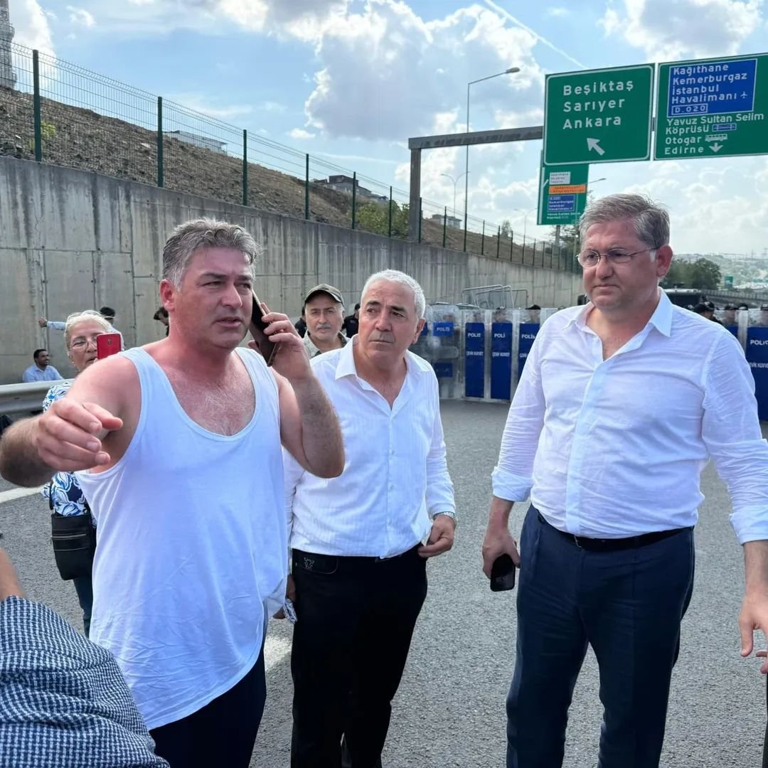 CHP İstanbul İl Başkanlığı Kapatıldı: Gerginlik Sürüyor! 
