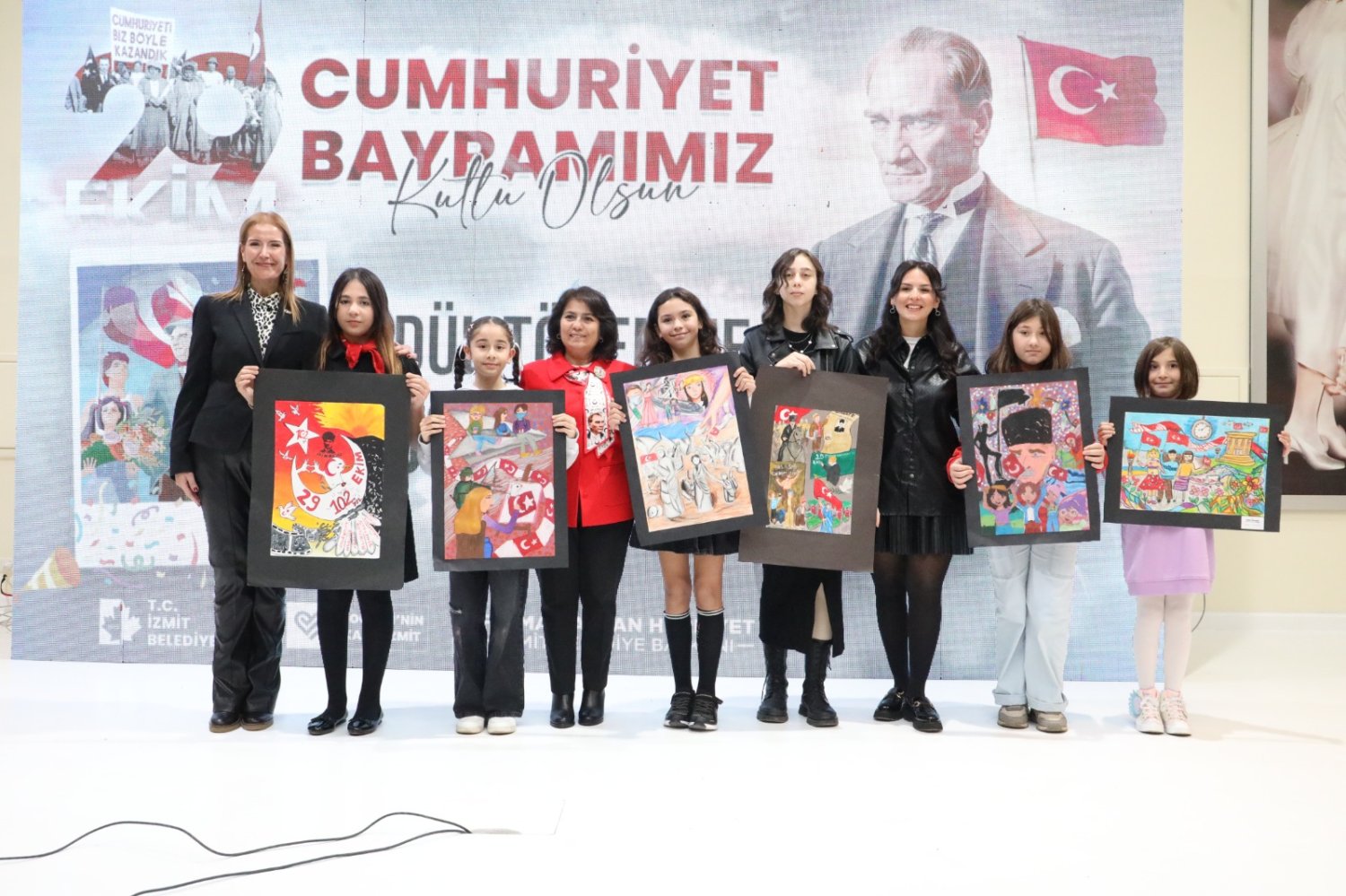 Cumhuriyet İle Büyüyorum Resim Yarışmasında Ödüller Sahiplerini Buldu
