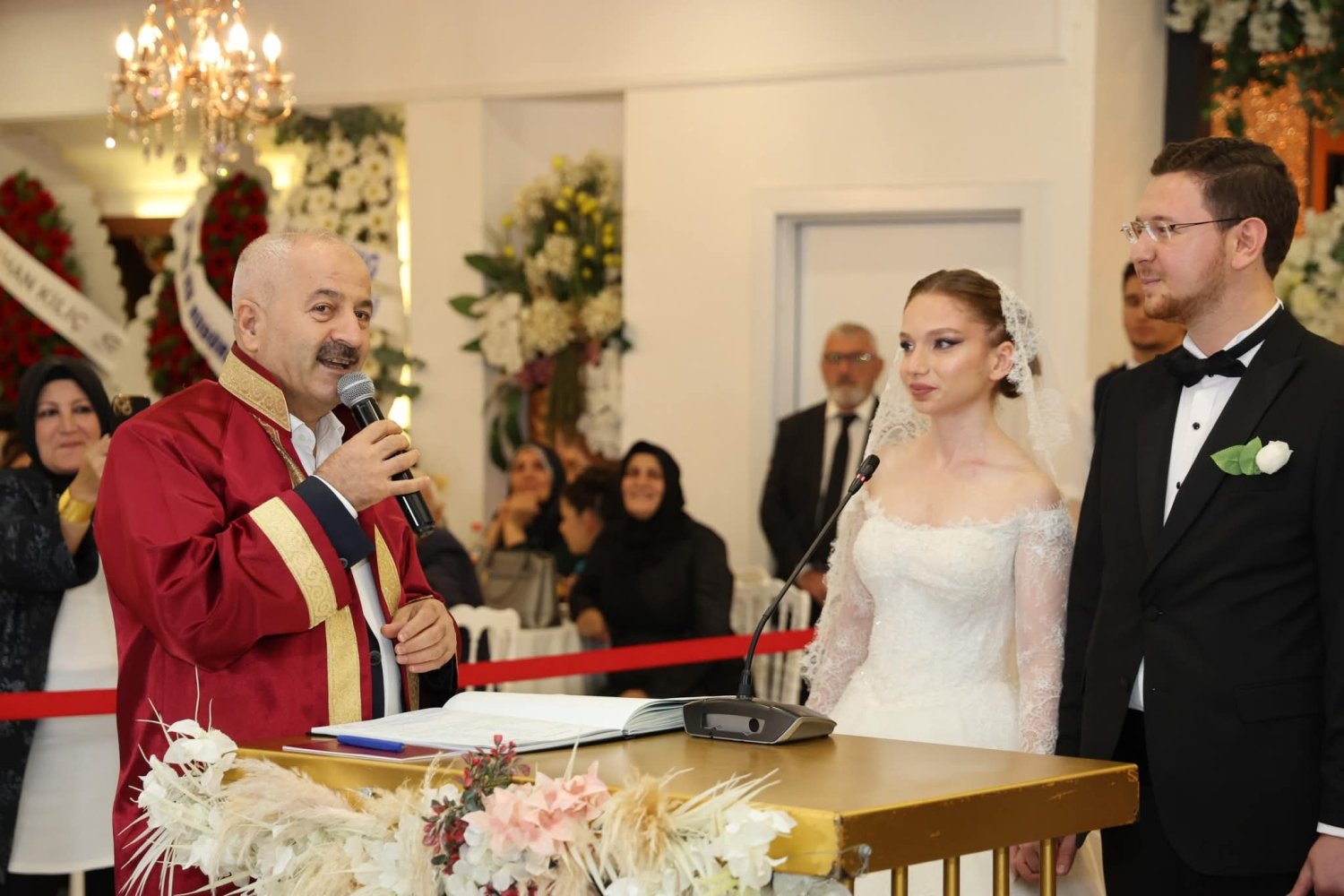 İlhan Aydın’ın Oğlunun Nikahına Ünlü Sürprizi!  - Görsel 2