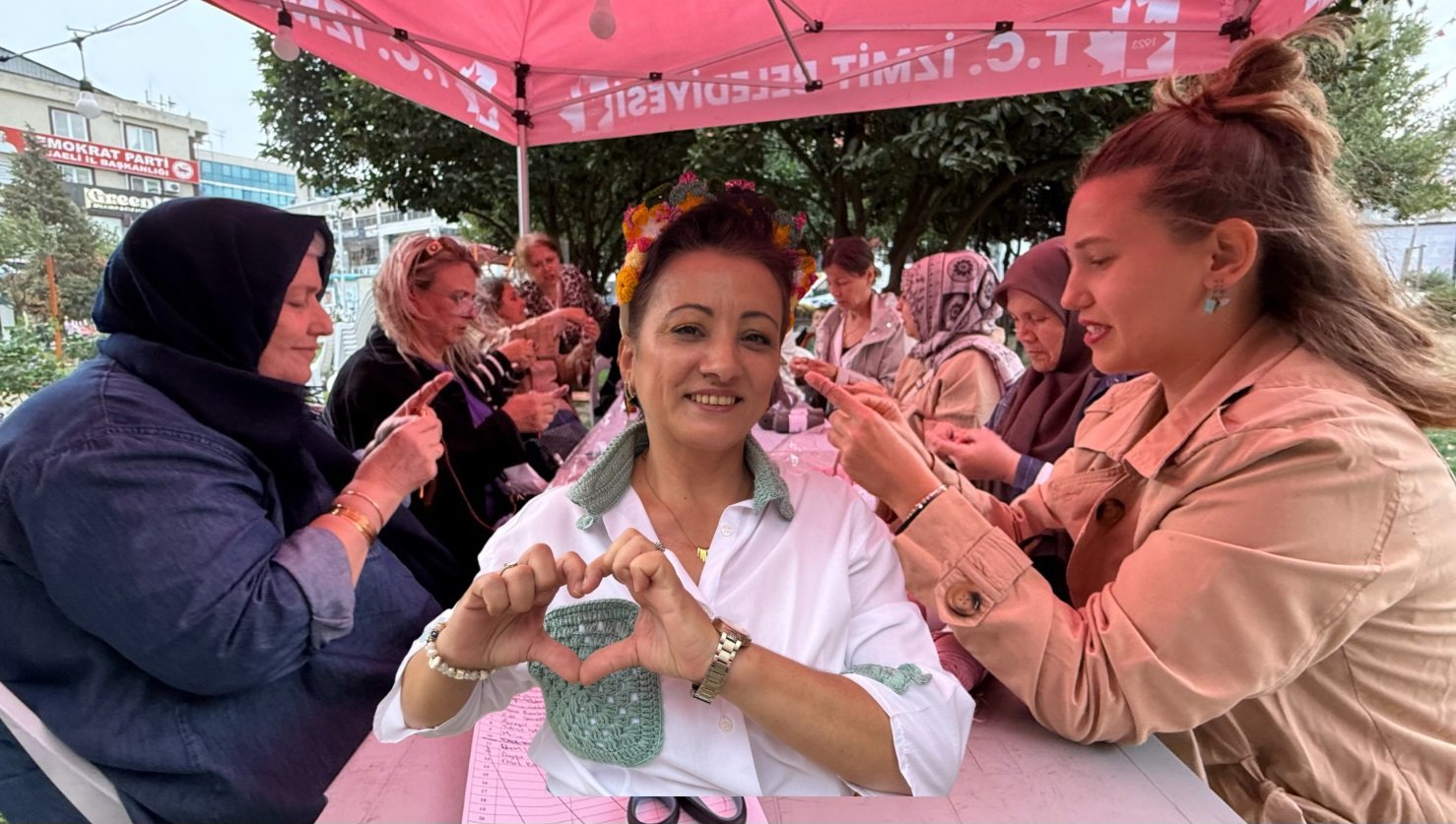 İzmit’te Örgü Festivali Başladı