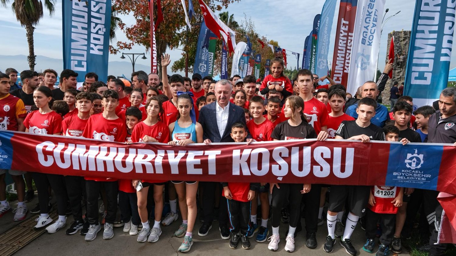Kocaeli, Cumhuriyet Koşusu’na Akın Etti