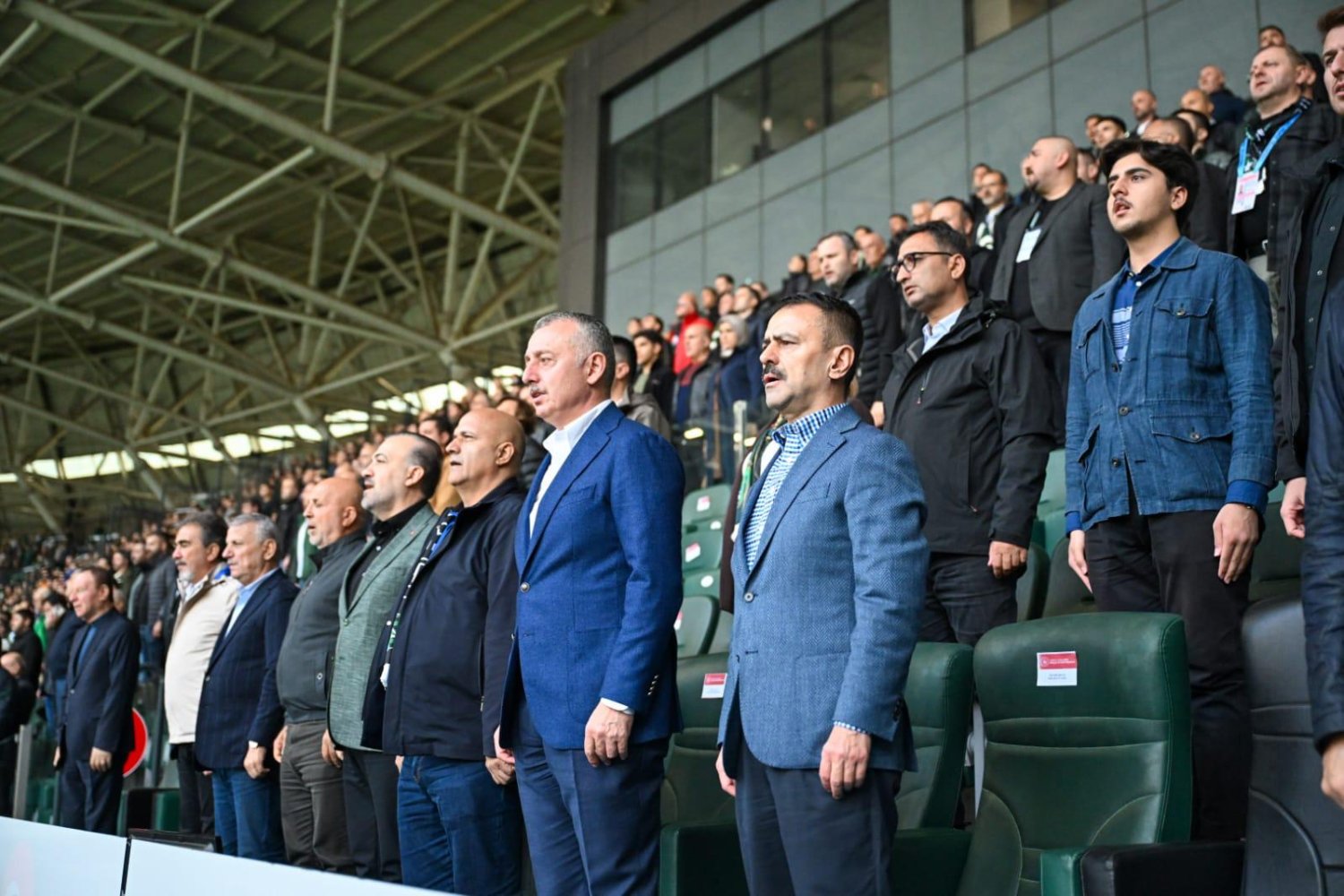 Protokol Tribünden Kocaelispor’un Galibiyetini İzledi