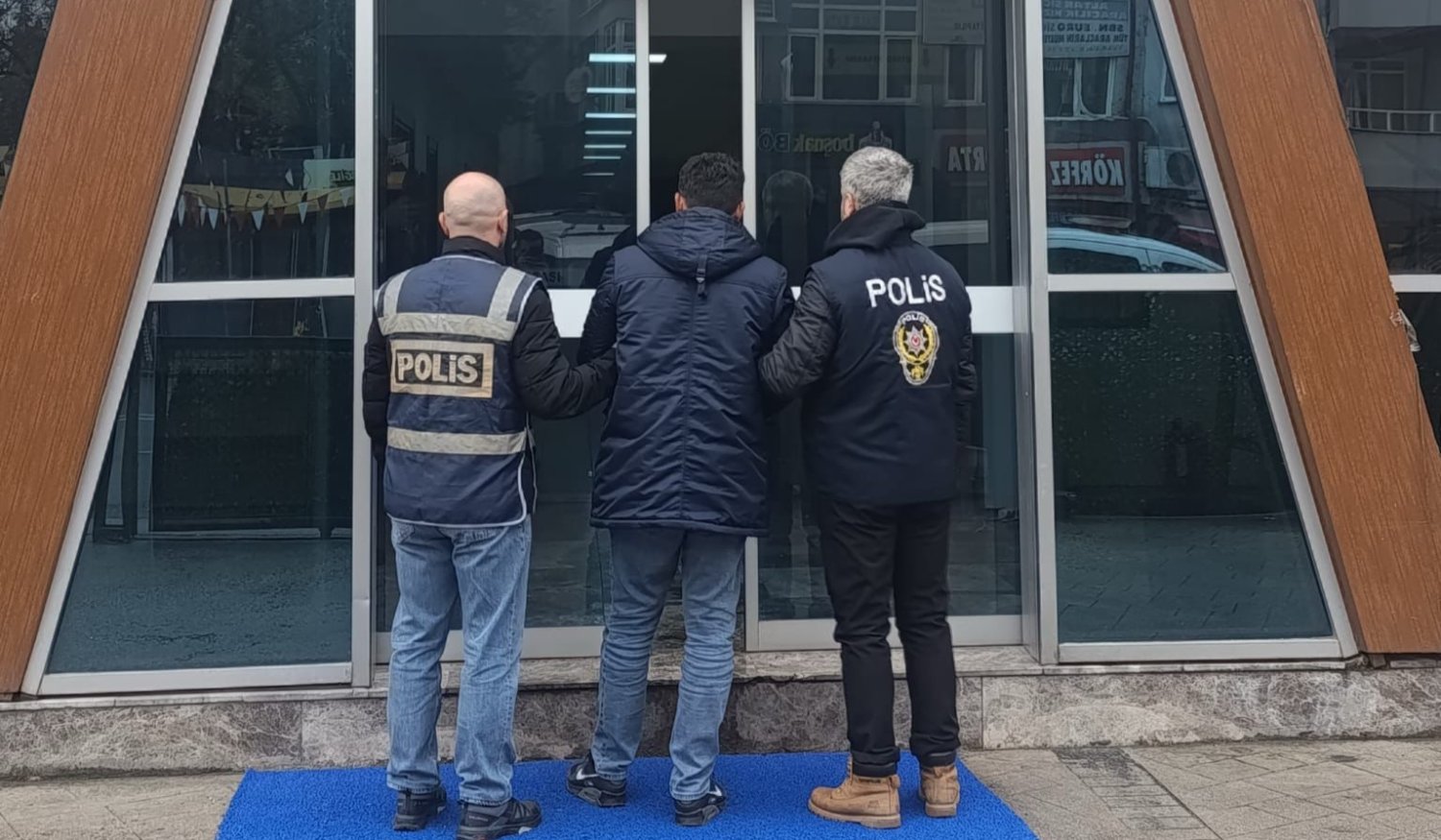 İzmit’te Cinayet Hükümlüsü Yakalandı