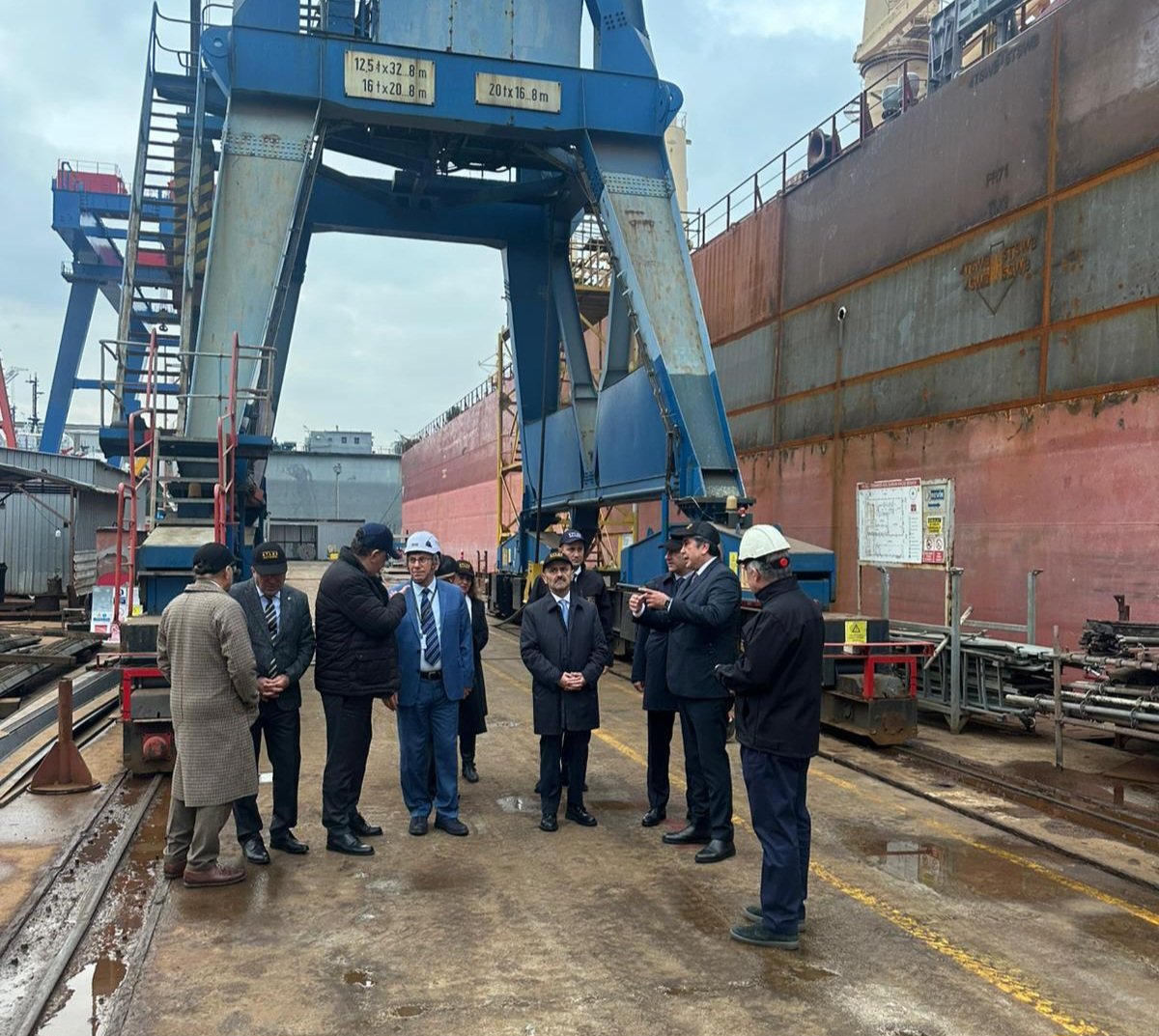 Vali Aktaş Atlas Tersanesini Ziyaret Etti