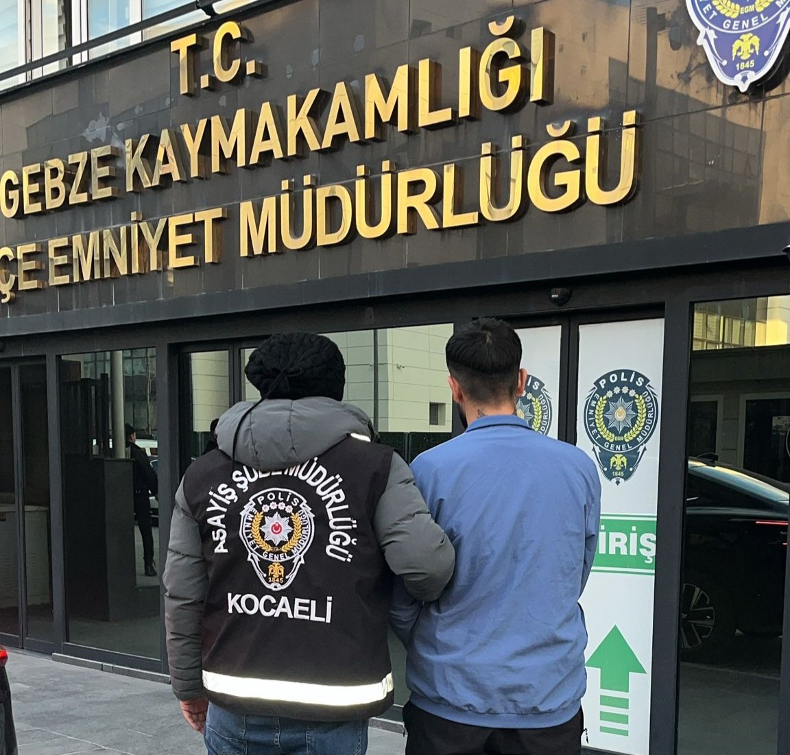 Bilişim Dolandırıcılığı Hükümlüsü Yakalandı
