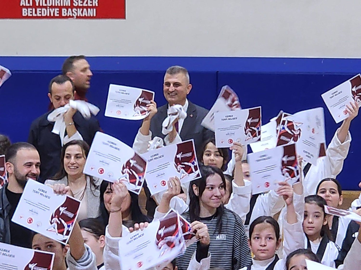Gölcük Belediyesporlu 470 Taekwondo Sporcusu Kuşak Atladı   