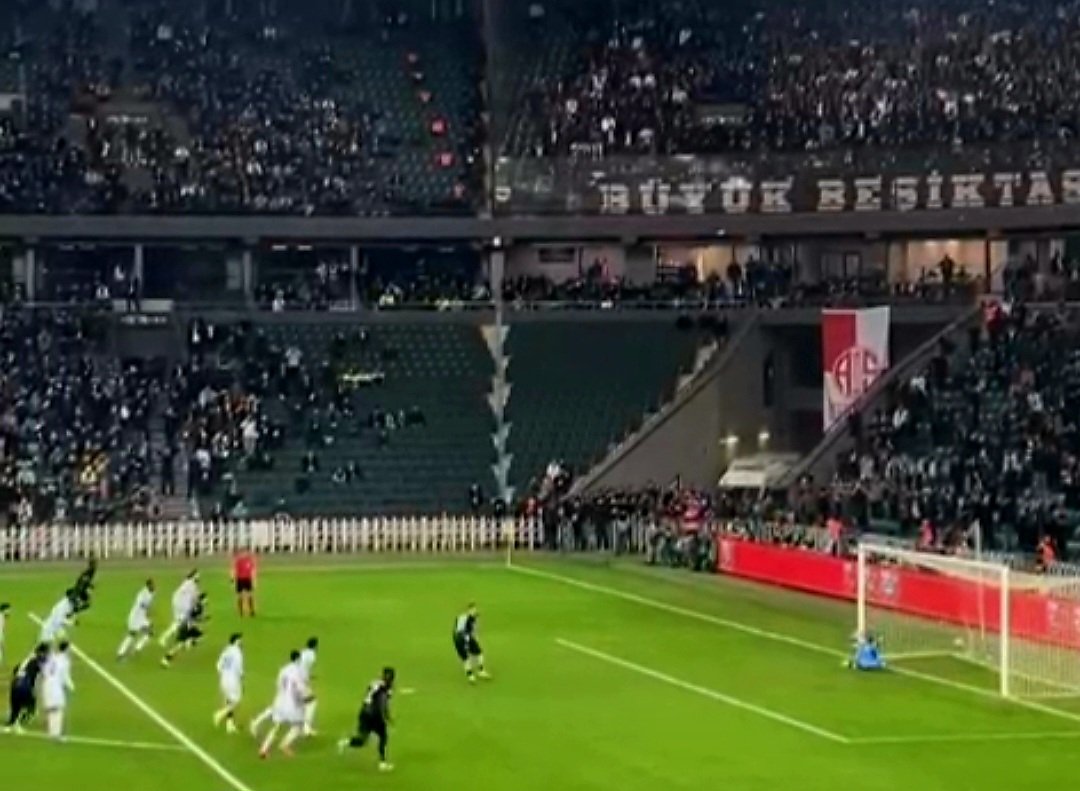 Kocaelispor Beşiktaş’a Geçit Vermedi, Hakem Engeline Takıldı: 1-1