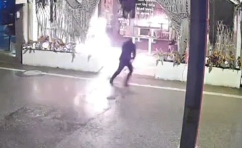 Kundaklama Şüphelileri Pendik’te Yakalandıi