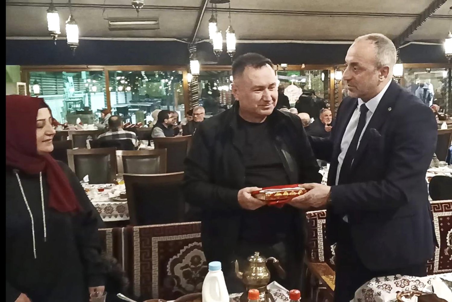 Mhp İzmit, Şehit Aileleriyle Aynı Sofrayı Paylaştı