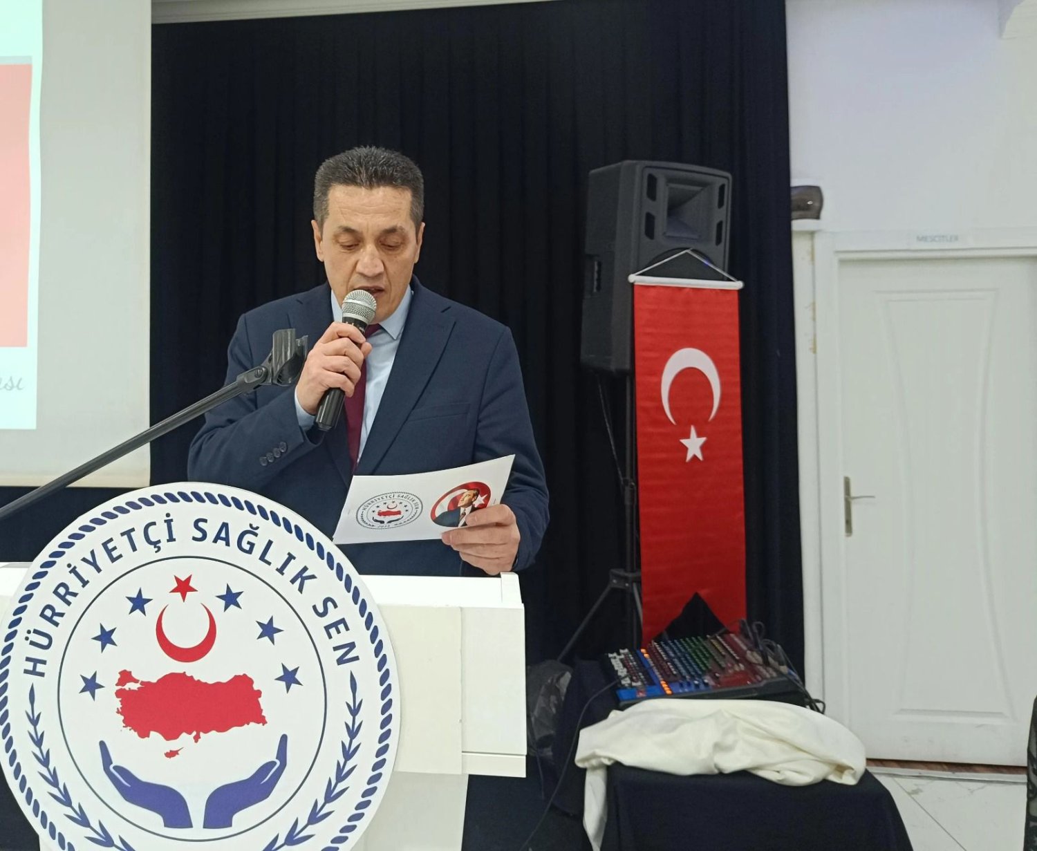 Sağlık Çalışanı Yok Sayılırsa Sağlık Sistemi Çöker