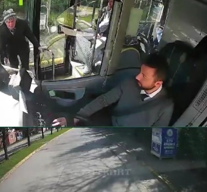 Duyarlı Şoförden Gönüllere Dokunan Hareket