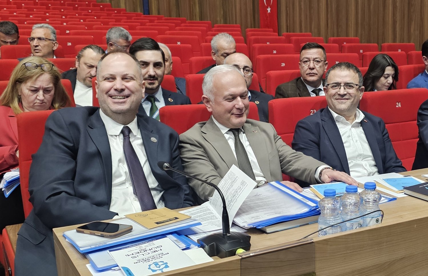 Küçükkaya Meclisteki Koltuğuna Oturdu