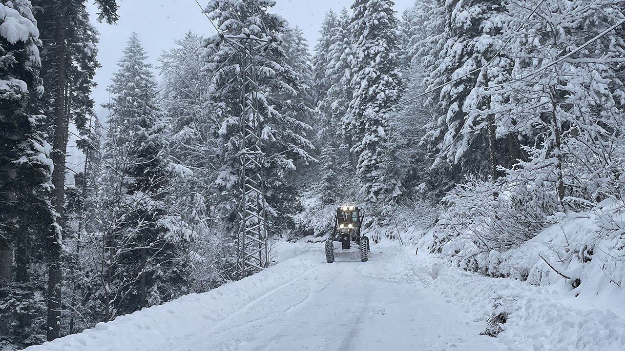 Meteoroloji Uyardı! Yağmur Geliyor, Yüksekler Beyaza Bürünecek