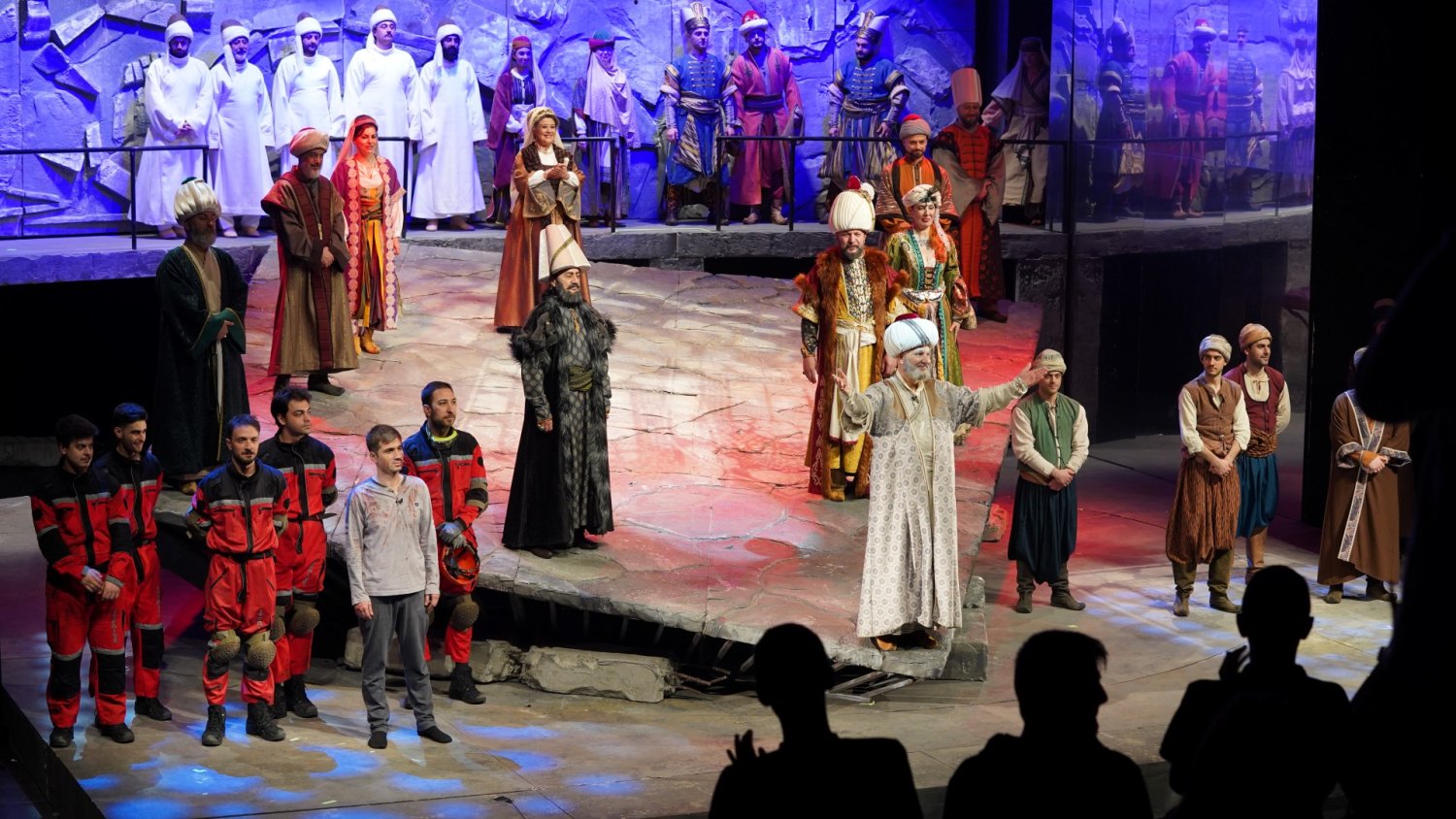 Sinan, Başakşehir’de Kapalı Gişe Oynadı
