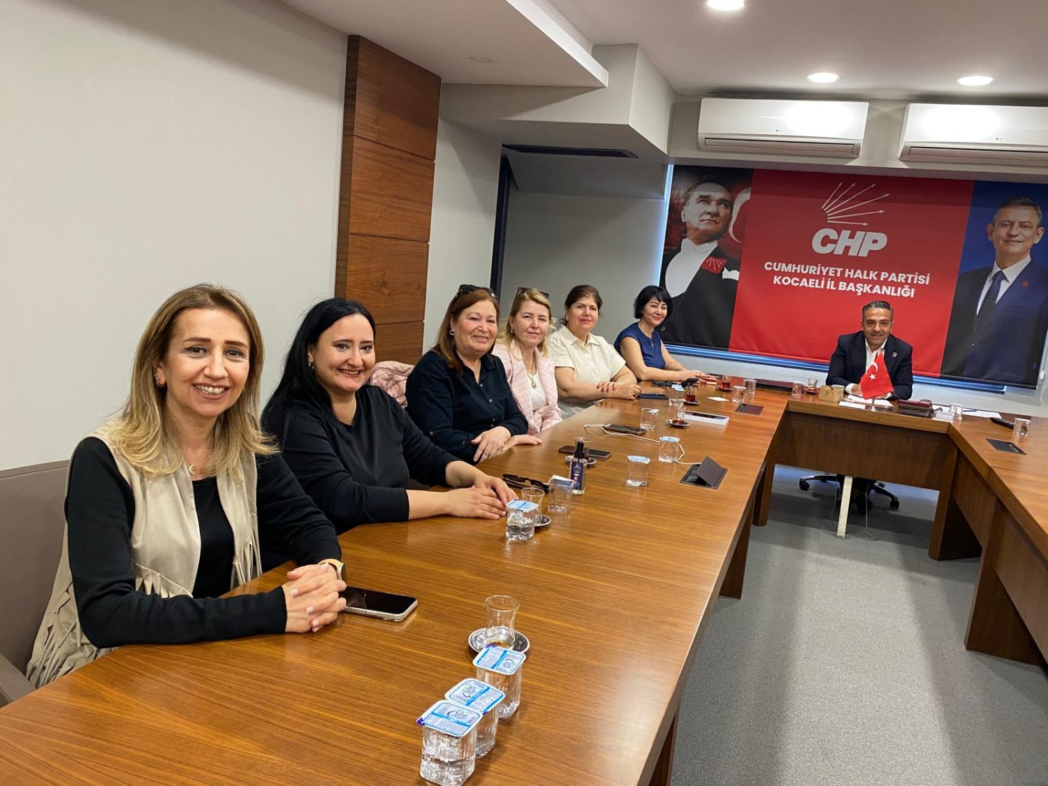 CHP Kocaeli Korosu Kuruluyor