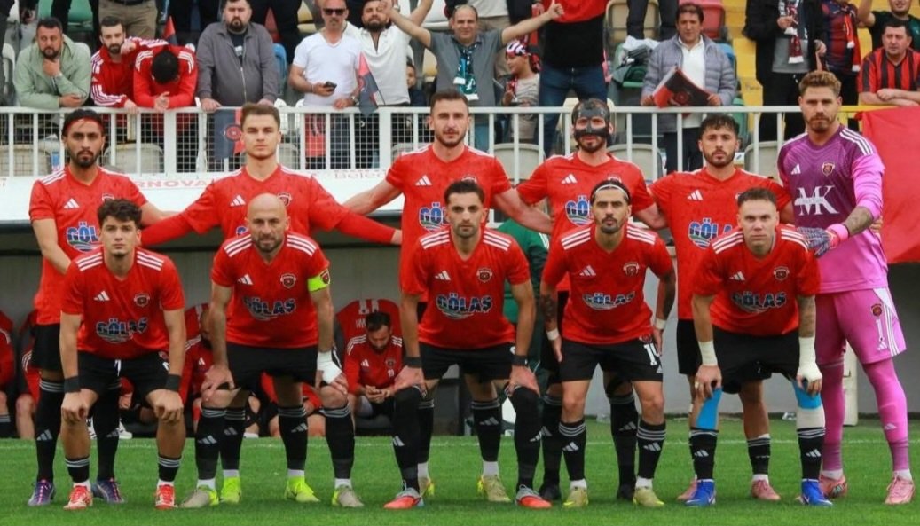 Gölcükspor 5 Yıl Sonra Yeniden 3. Lig’de! 