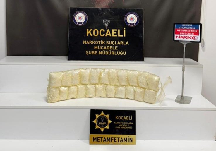 Otobüs İçinde 7 Kilo Metamfetamin Ele Geçirildi