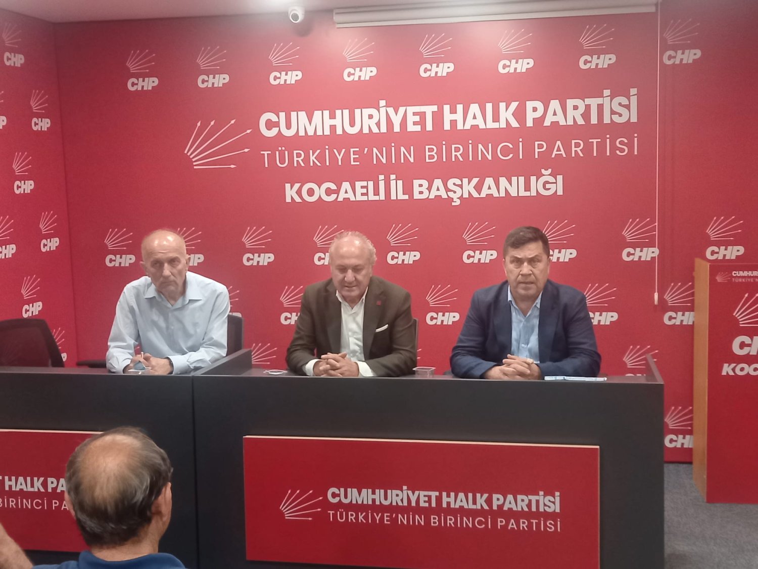 CHP Kocaeli'nden Kurultay Çağrısı