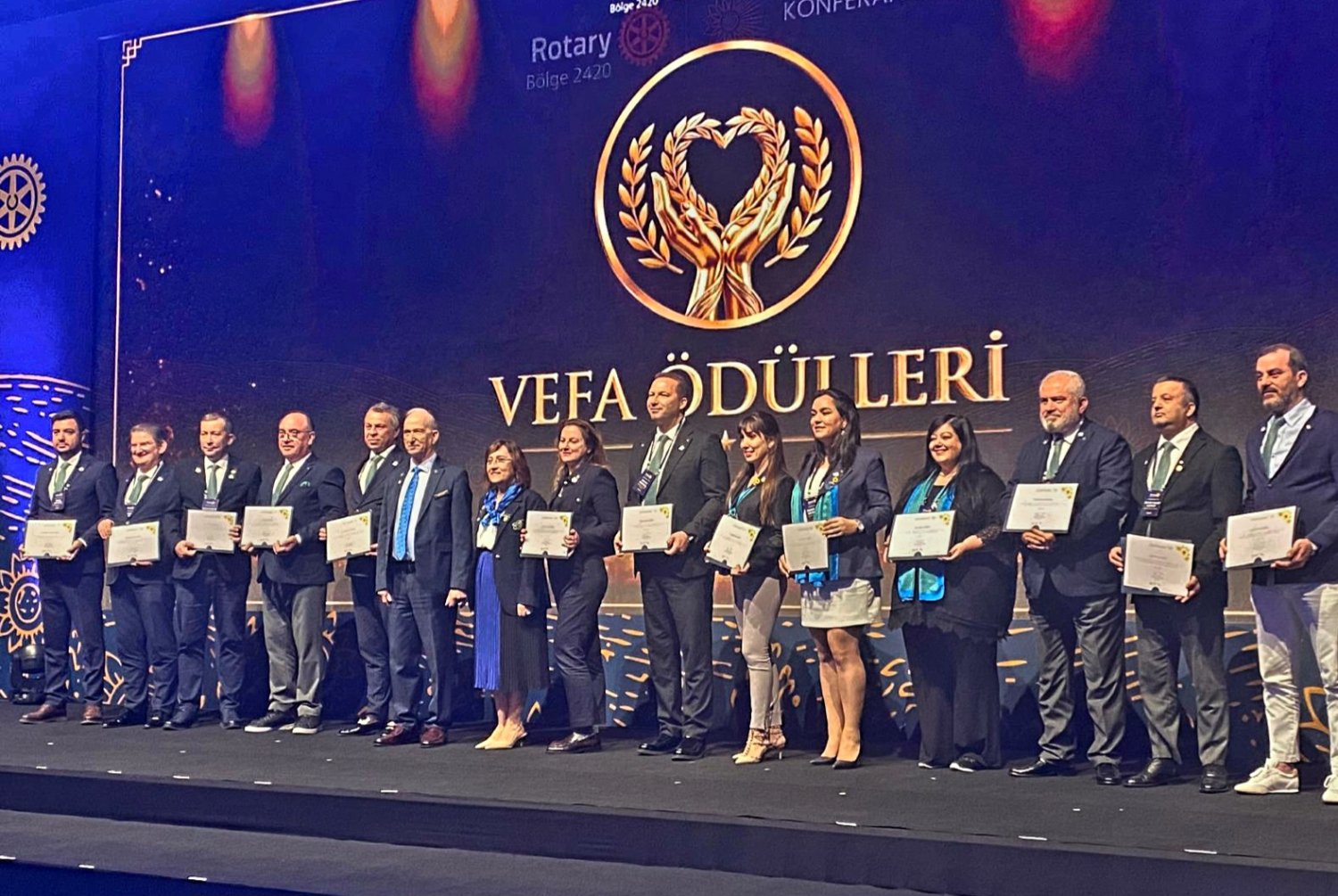 İzmit Rotary Kulübü’ne Bölge Üçüncülüğü Ödülü
