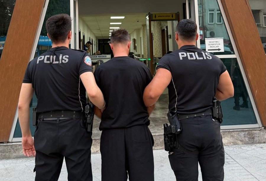 3 Yıl 4 Ay Hapis Cezası Bulunan Firari Yakalandı