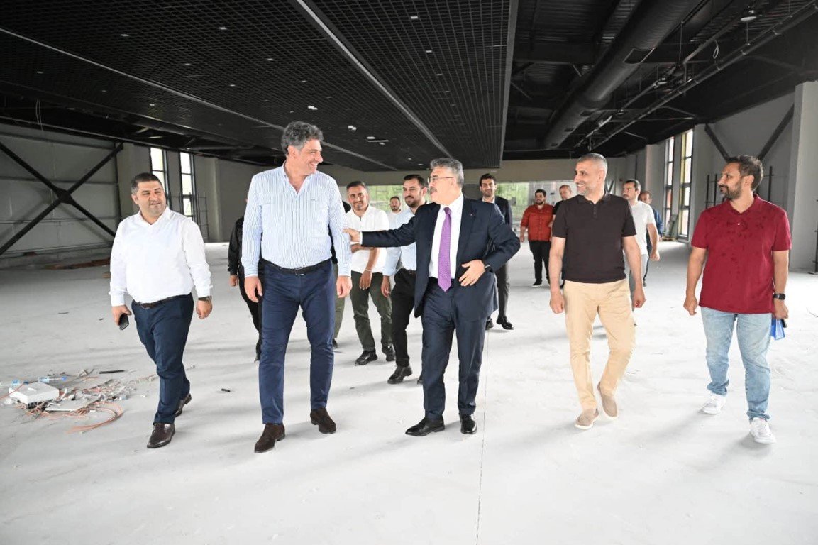 Başkan Kocaman, Modern Spor Tesisini Yerinde İnceledi