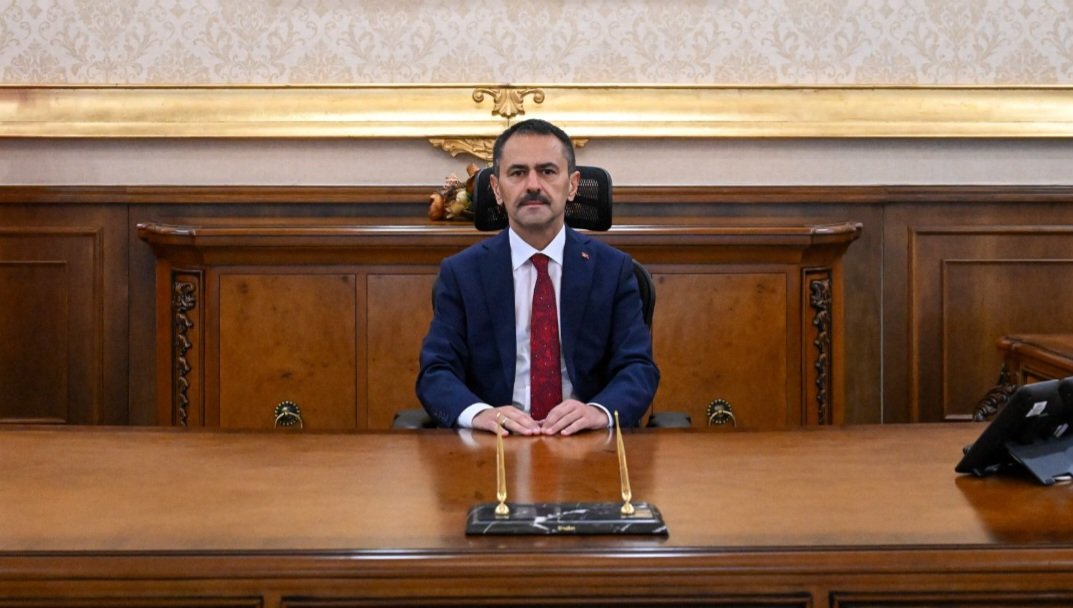 27 Yıl Geçti, Acısı Dinmedi! Vali Aktaş’tan 17 Ağustos Mesajı