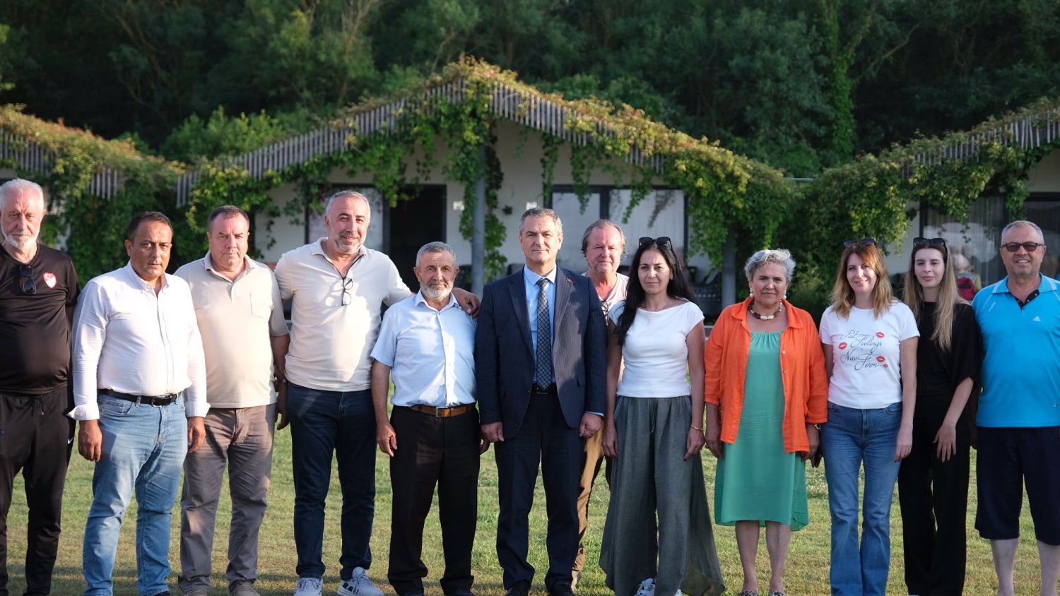 İzmit Belediyesi, Mahalle Muhtarlarını Sarısu Gençlik Kampı’nda Ağırladı