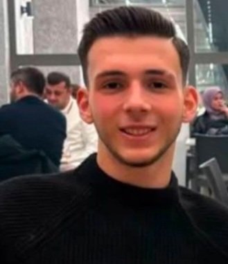 Kullar’a Ateş Düştü! 19 Yaşındaki Arif, Ablasını Kurtarmak İsterken Hayatını Kaybetti