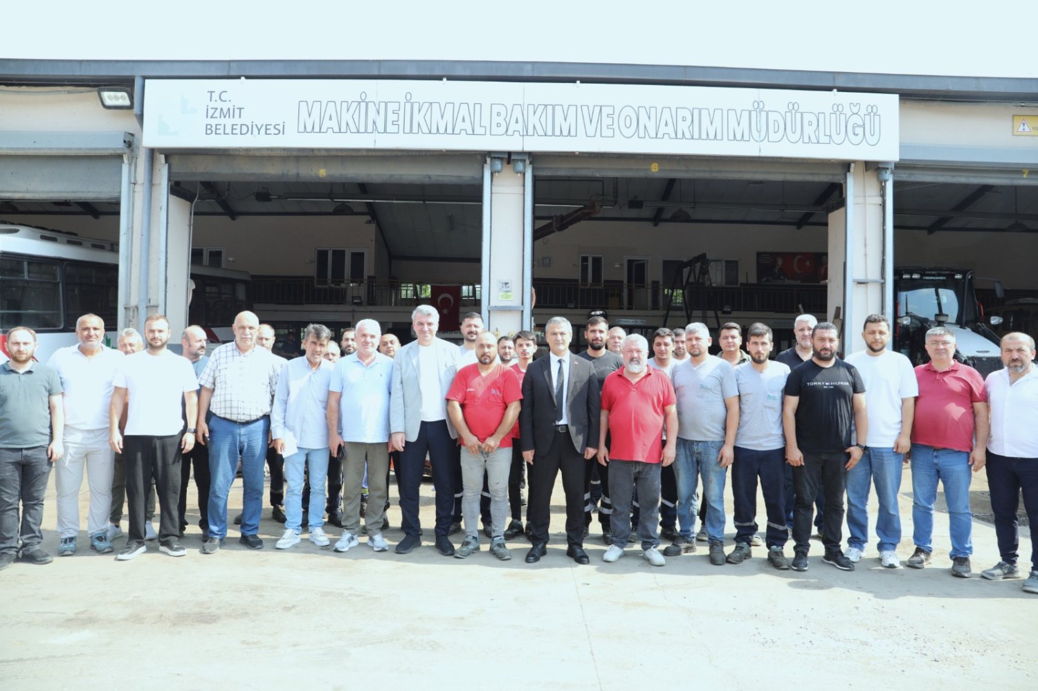 Lütfü Obuz’dan Fen İşleri ve Makine İkmal’e ziyaret   