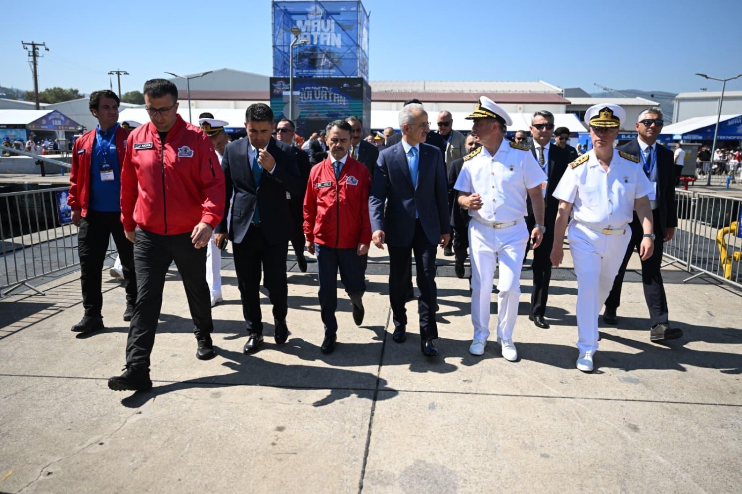 Uraloğlu, Teknofest Mavi Vatan’da Gençlerin Projelerini İnceledi