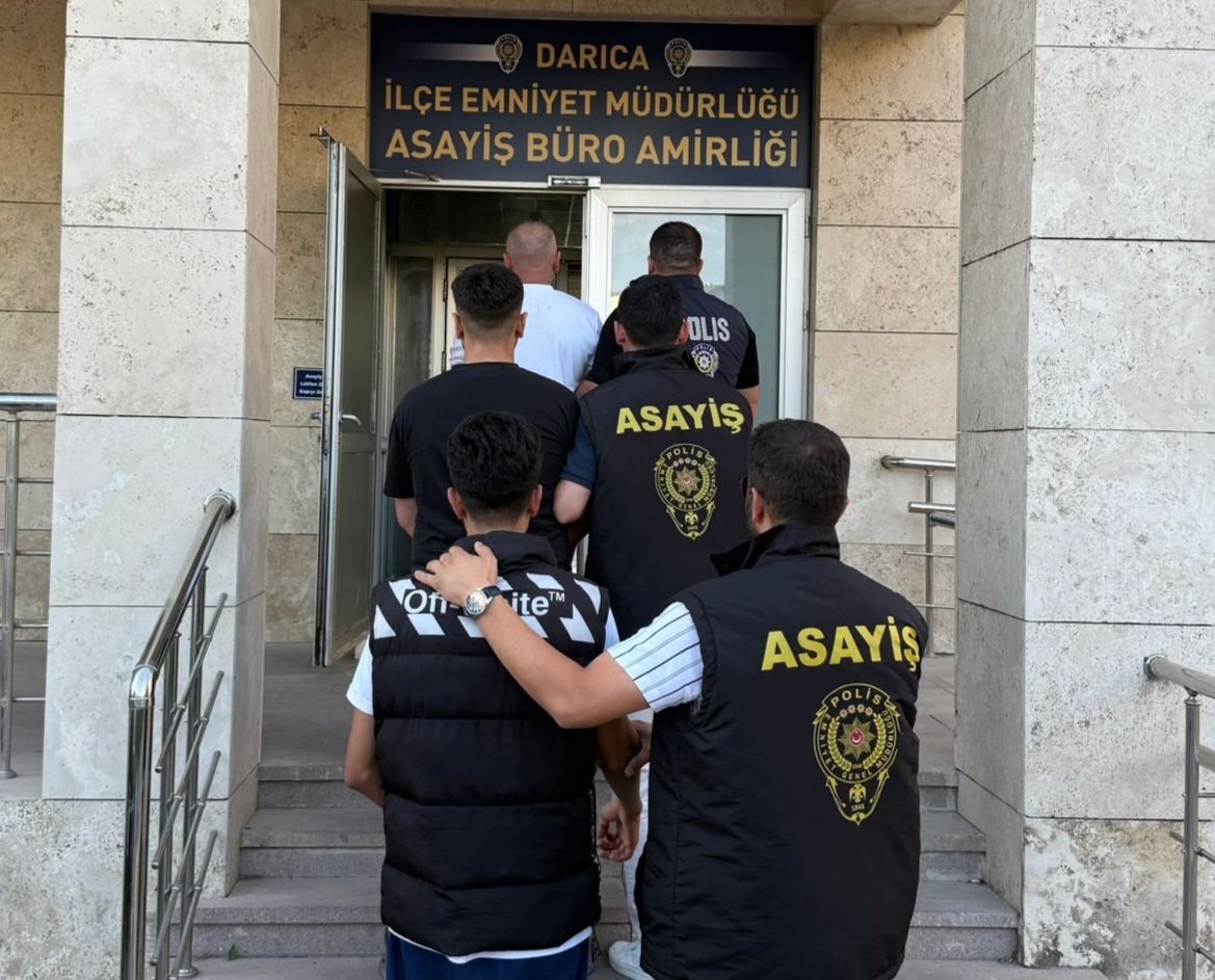 Darıca’da İş Yerine Kurşun Yağdırdılar! 4 Şüpheli Tutuklandı