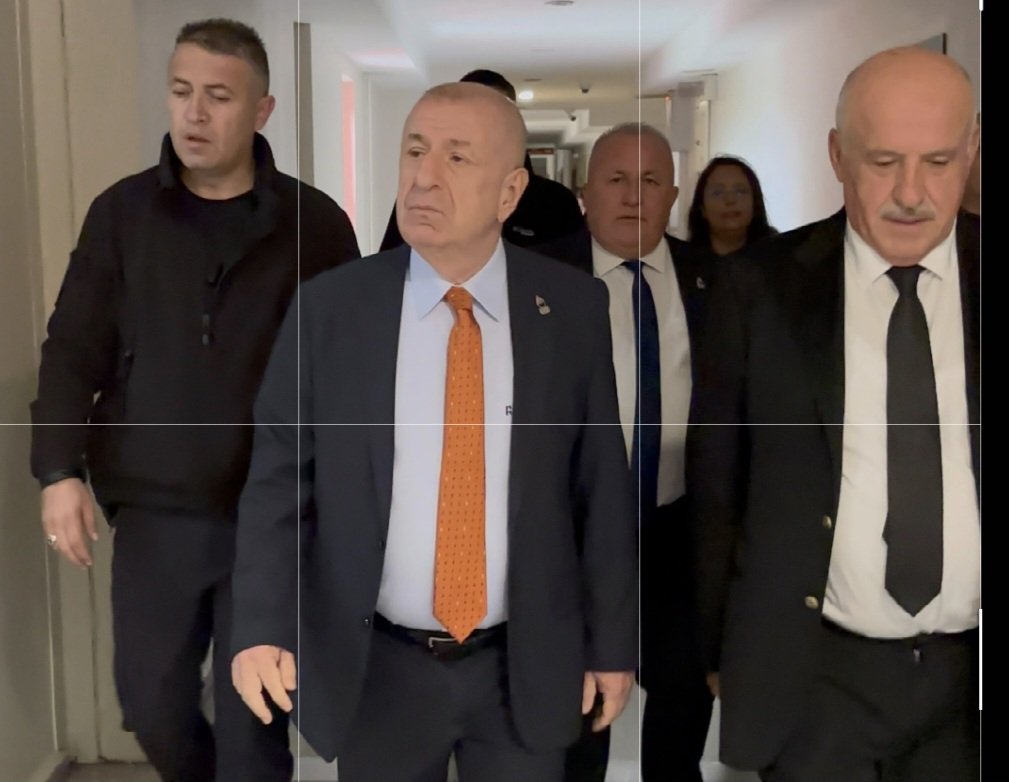 Ümit Özdağ Bugün Kocaeli’de Hakim Karşısına Çıktı! Dava 4 Kasım’a Ertelendi