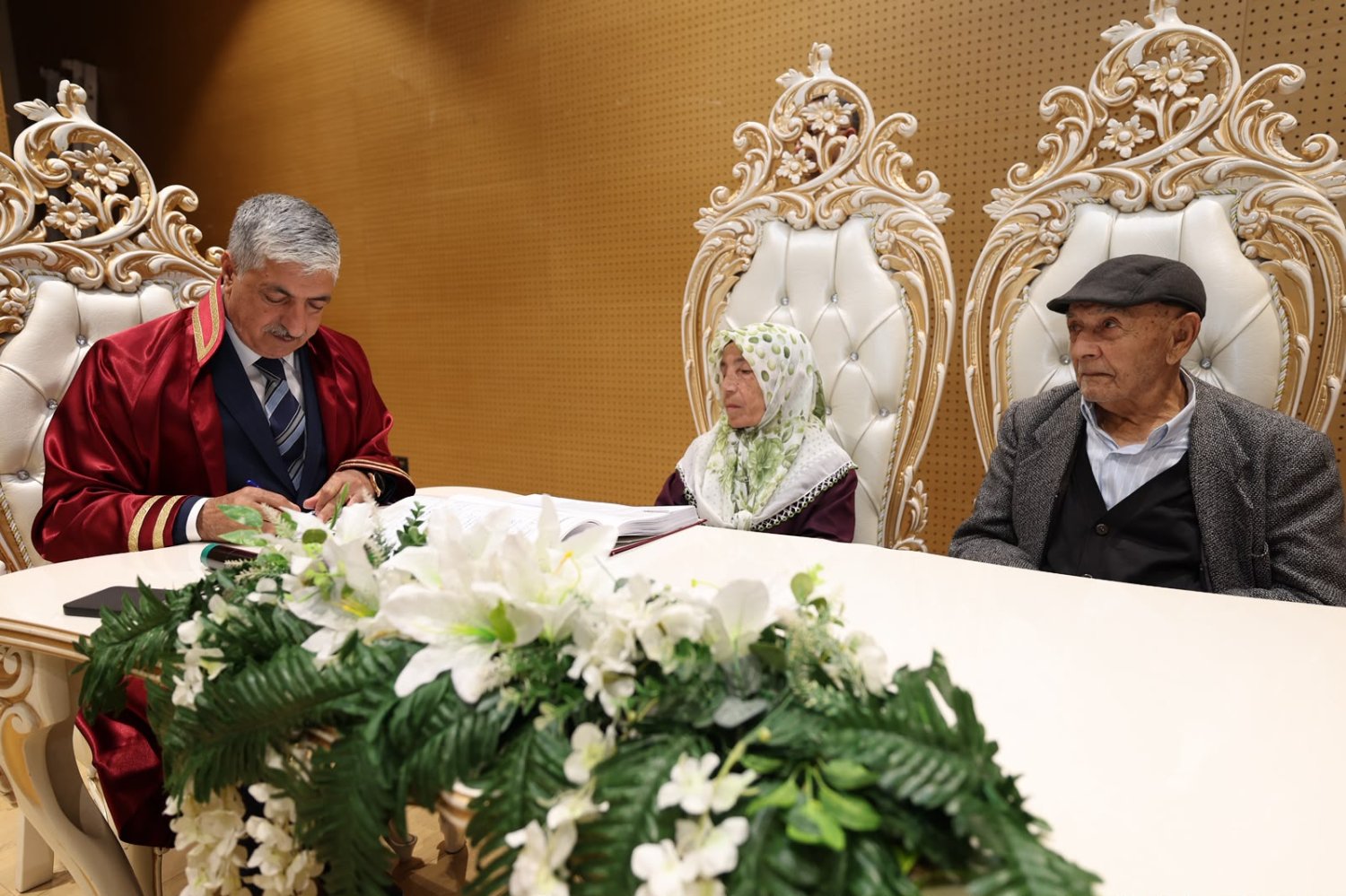 Başkan Ömeroğlu, Asırlık Çınarların Nikâhını Kıydı